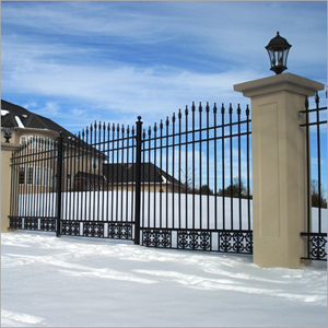 Fences & Fencing