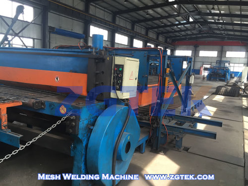 CNC mesh welding machine
