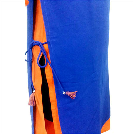 महिलाओं की कुर्तियाँ