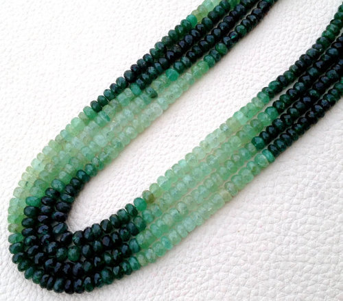 राउंड ब्रिलिएंट कट एमराल्ड फेसेटेड रोंडेल