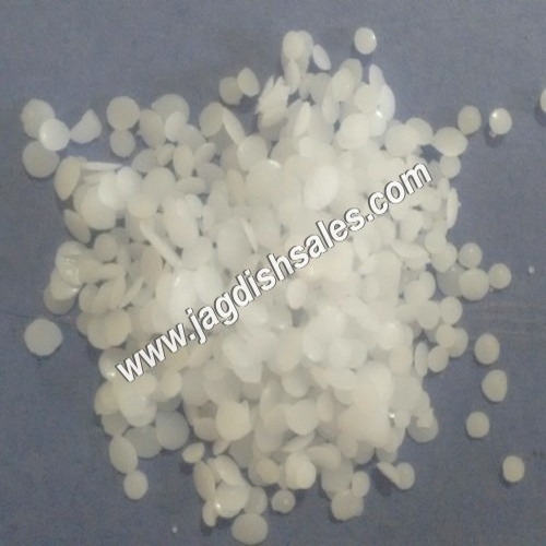 Microcrystalline Wax - Solid Form, White Color | Versatile and High-Quality Candle Making Material