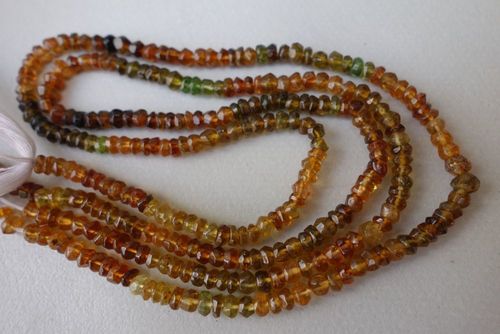 राउंड ब्रिलिएंट कट पेट्रो टूमलाइन फेसेटेड