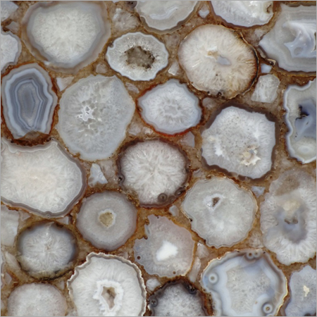 क्रिस्टल एगेट