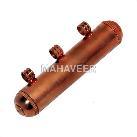 कांसे के रंग का ताबीज