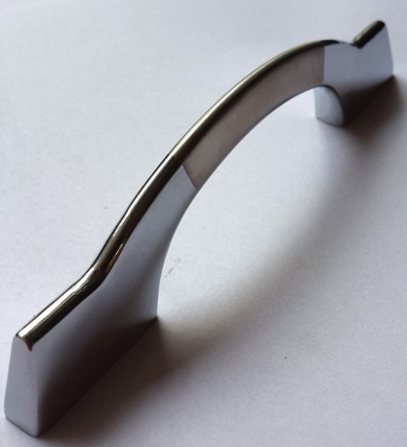 कैबिनेट पुल हैंडल