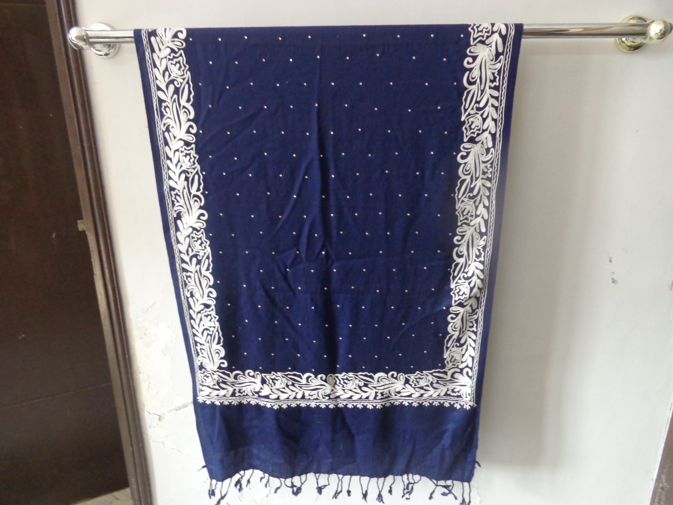 Wool Embroidery Stole