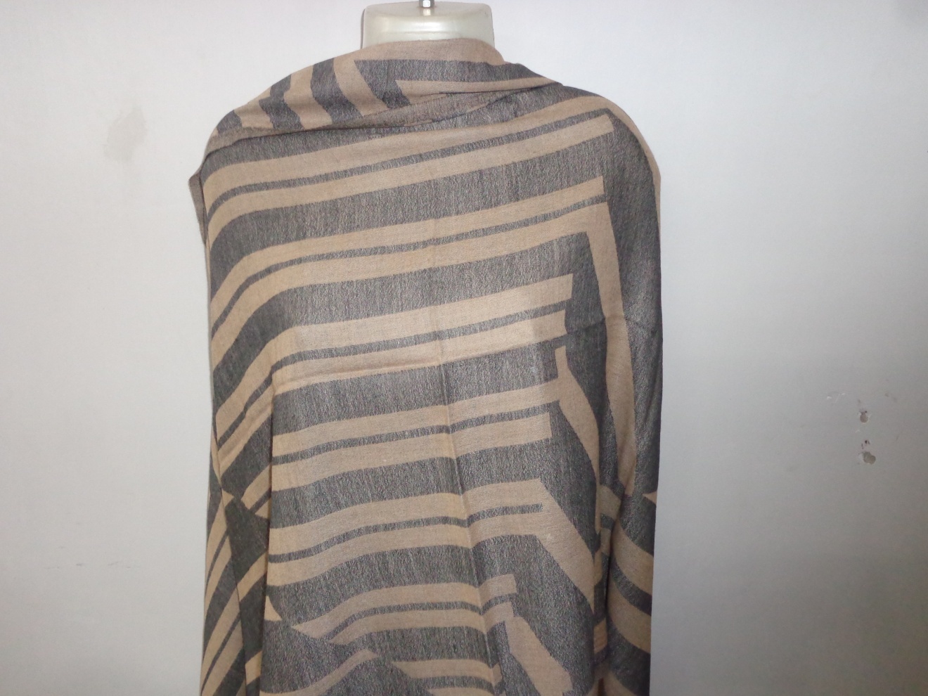 Fine Wool Stole