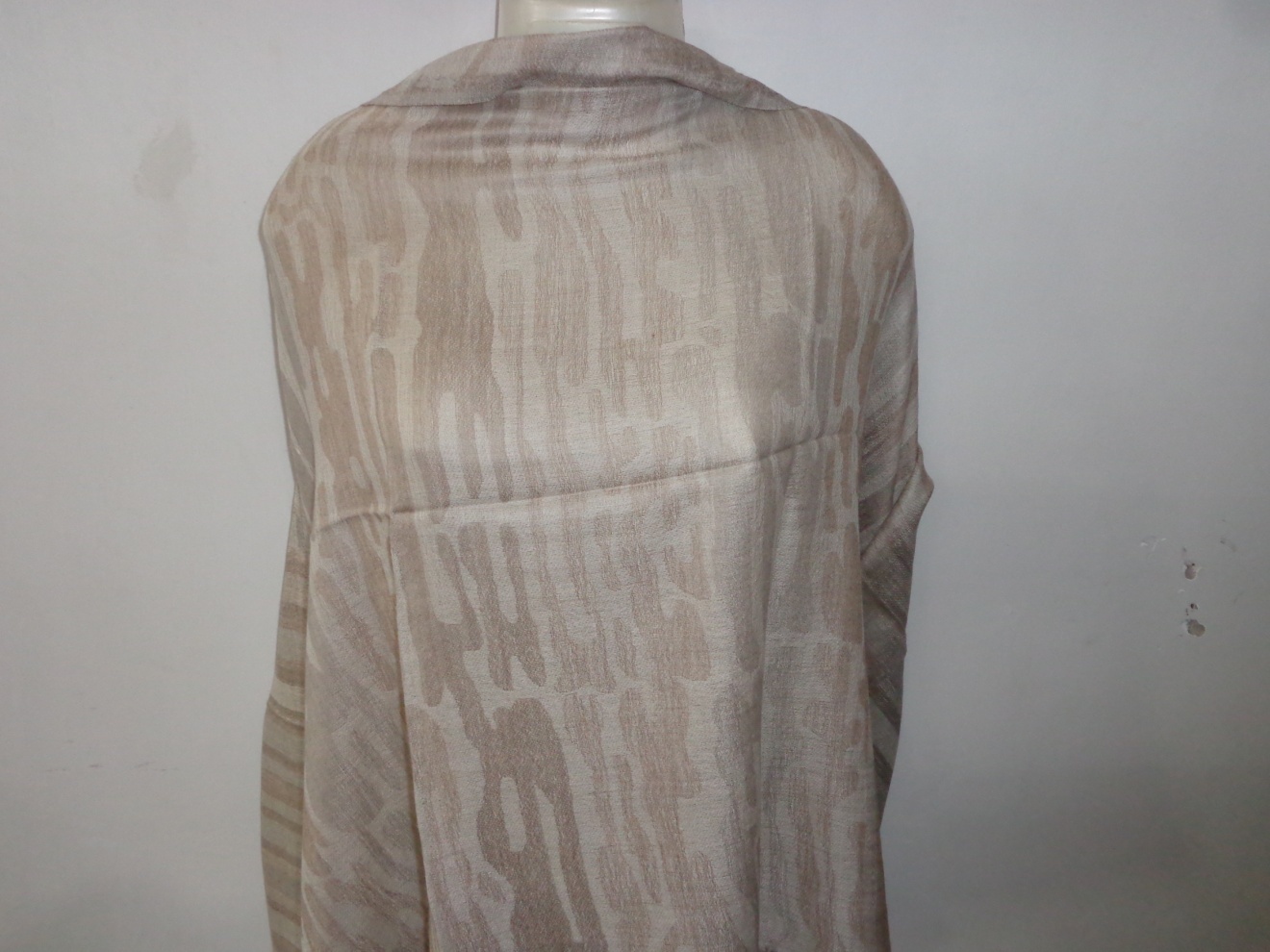 Fine Wool Stole