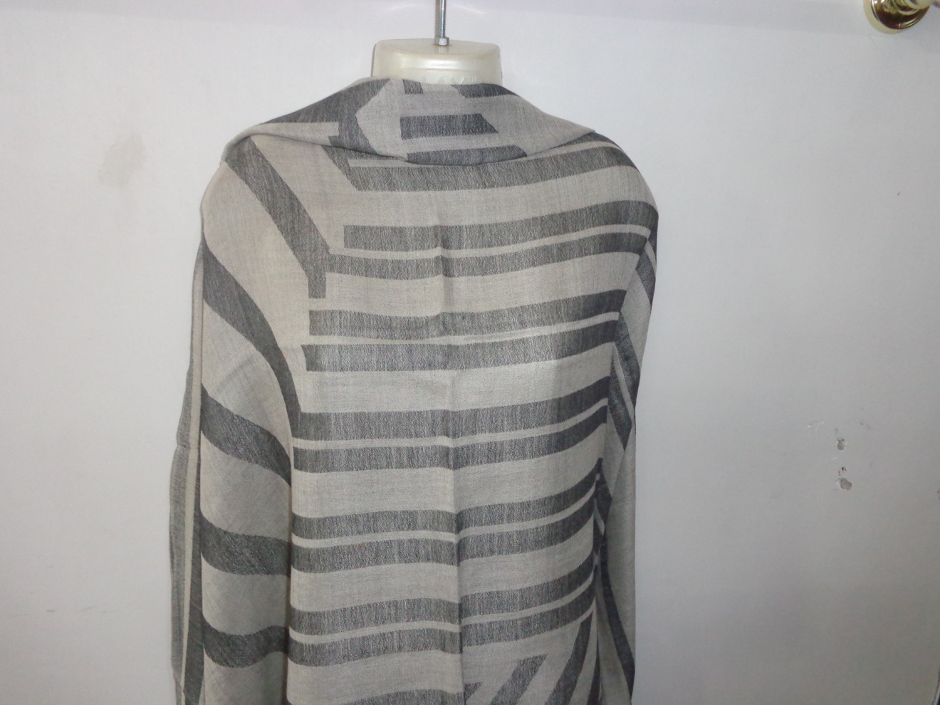 Fine Wool Stole