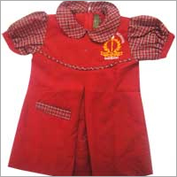 स्कूल ट्यूनिक्स