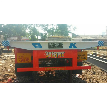 भारी शुल्क ट्रेलर
