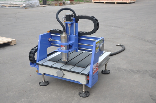 Cnc Desktop Router Machine Capacity: 2.2