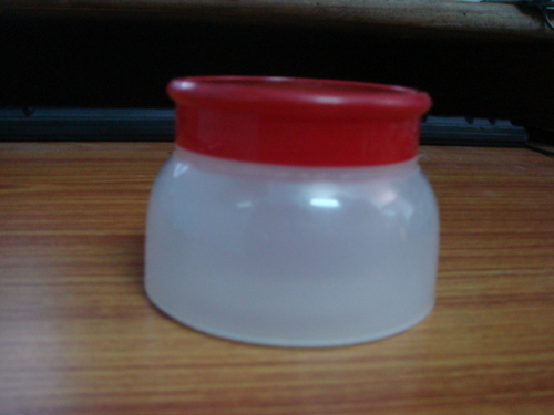 प्लास्टिक क्रीम जार
