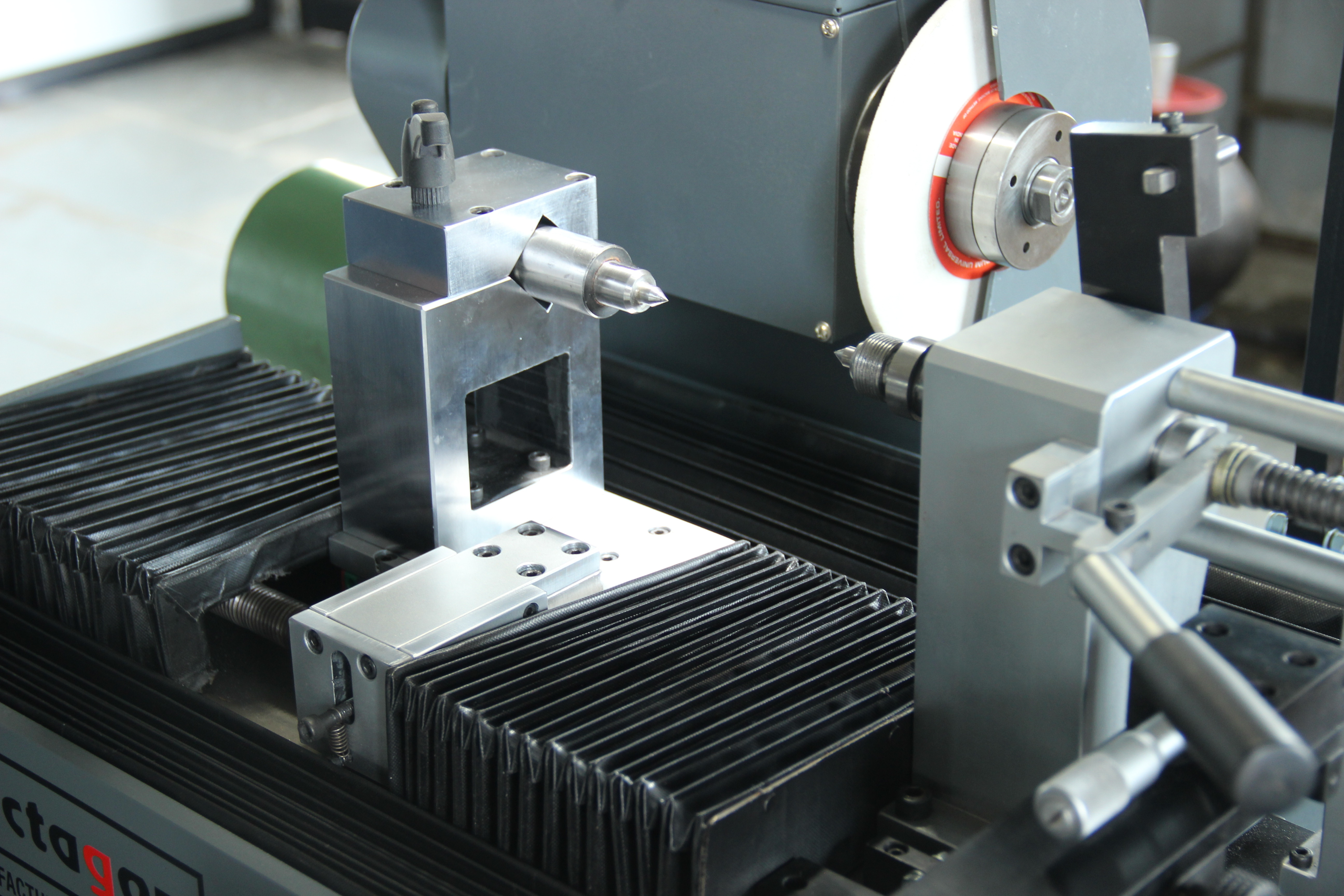 Precision Jet Recess Grinding Machine