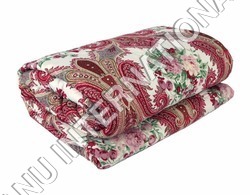 फैंसी प्रिंटेड क्विल्ट