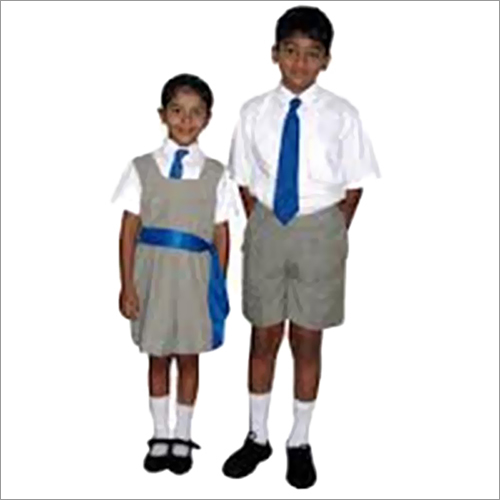स्कूल ड्रेस