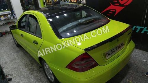 हरे रंग की कारों के लिए क्रोम रैप