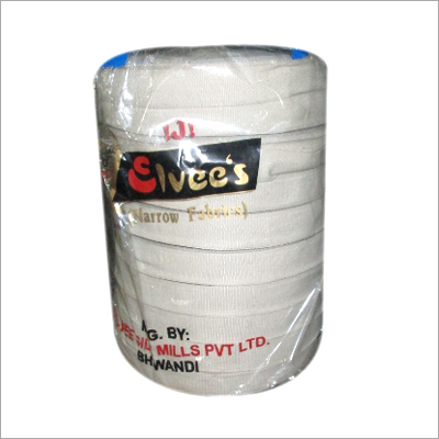 सफेद संकीर्ण वस्त्र