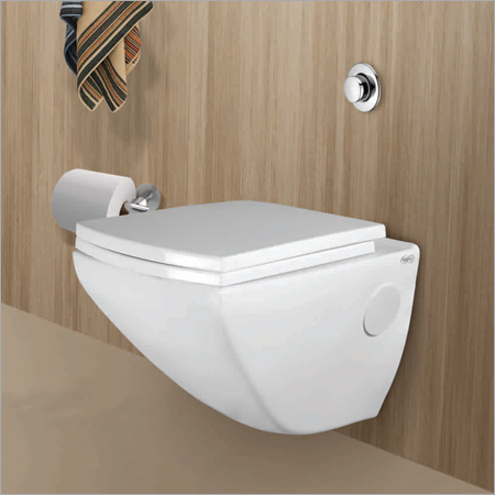 दीवार पर लटके हुए शौचालय सीट