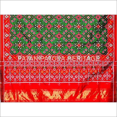 नवरत्न हरे साड़ियों