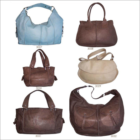 महिलाओं के चमड़े के हैंड बैग