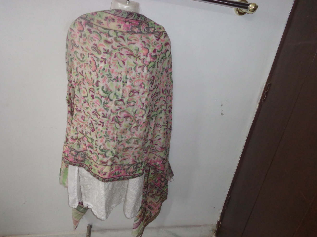 Cashmere Stoles