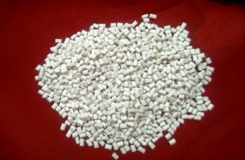 HDPE Granules - High Density Polyethylene, White Color, Chemical Grade | Flame Resistant, Non-Toxic, Easy Usable