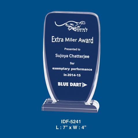 ऐक्रेलिक ट्रॉफी