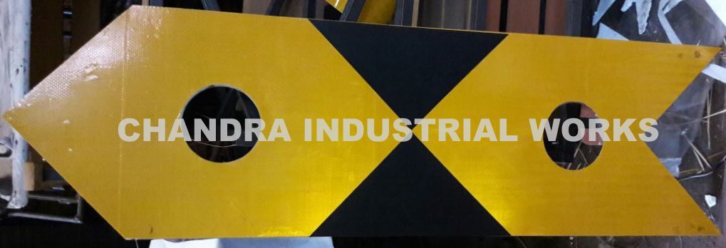 Caution Indicator Board - 1400x400mm, Yellow, Black Vinyl | Durable, Rust-resistant, Smooth Finish, Rectangular Shape, Retro Reflective Type Iv