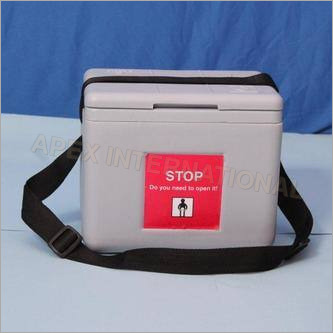 2.90 लीटर वैक्सीन कैरियर बॉक्स