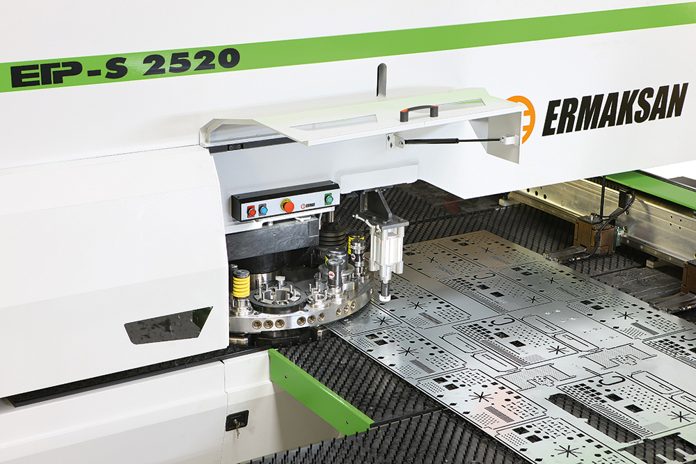 Cnc Turret Punch Press - 20 Ton / 30 Ton Power, 27 / 33 Stations, 1500 X 2500 Mm Repositioning | High-speed Automated Punching System, User-friendly Controller, Optimal Production Performance