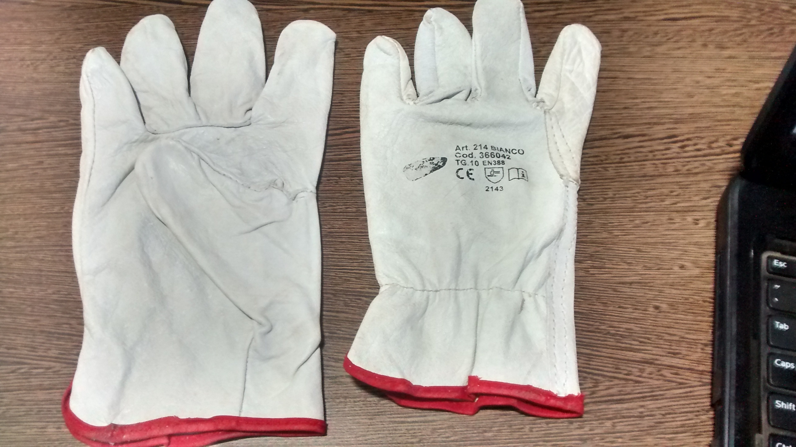 Chrome Leather Hand Gloves - Waterproof Grain Leather, 27 Cm Length, Yellow Color, Levels 3/1/2/2 Resistance | Durable, Comfortable Fit, Elastic Back