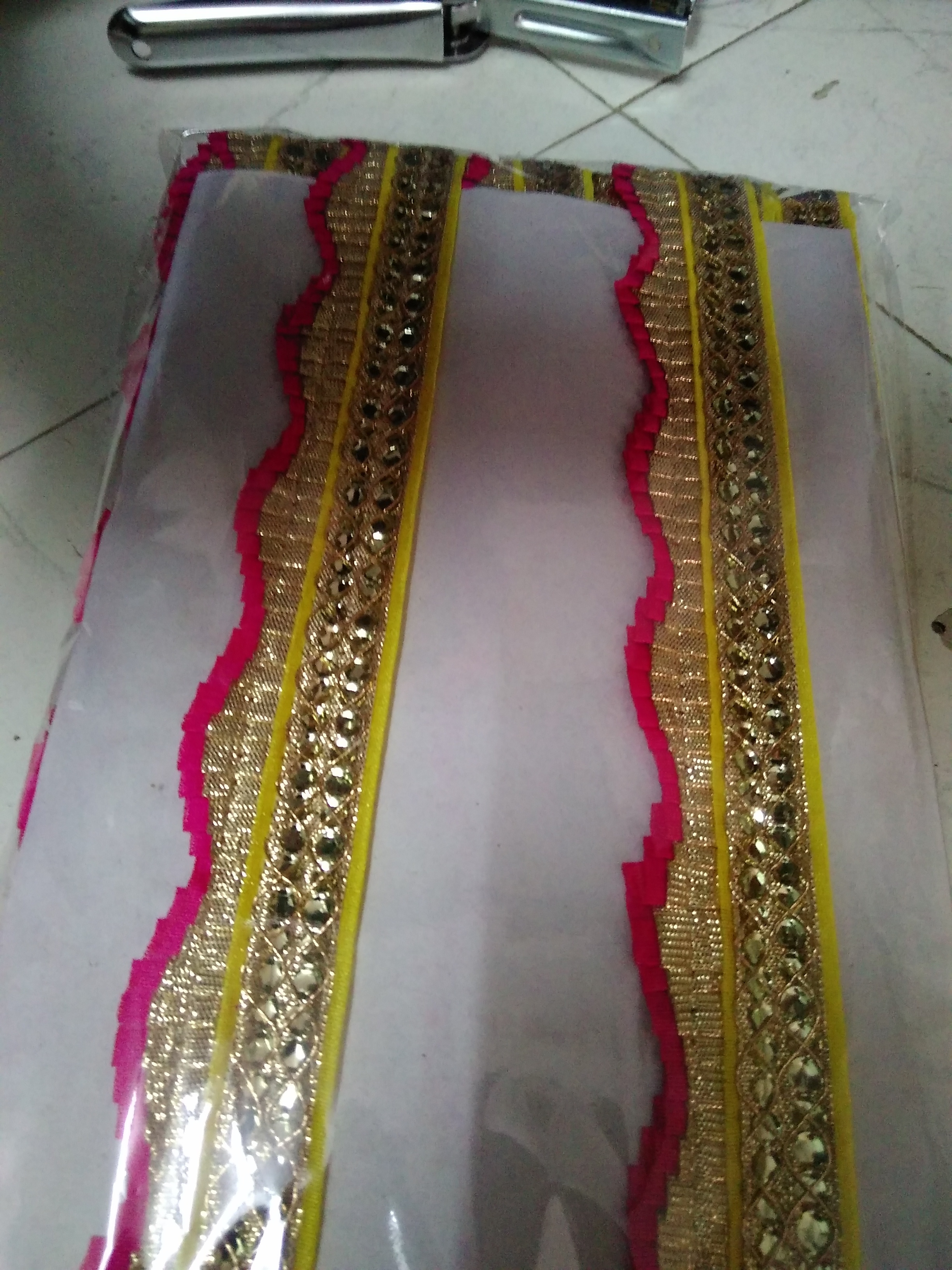 Sequences Laces