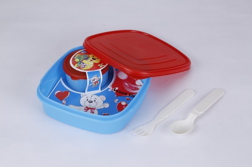 दोपहर के खाने का टिफिन बॉक्स