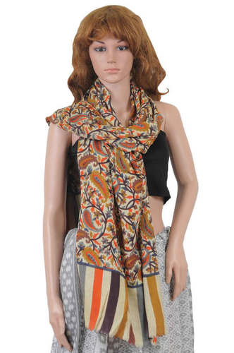 ऊन के स्कार्फ