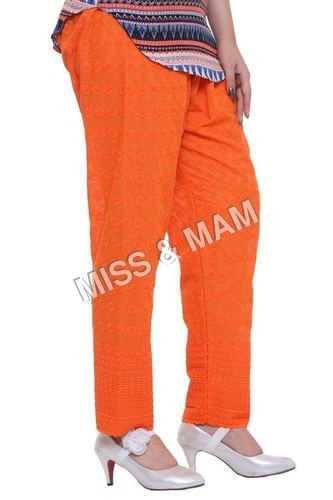 महिलाओं के पैंट्स