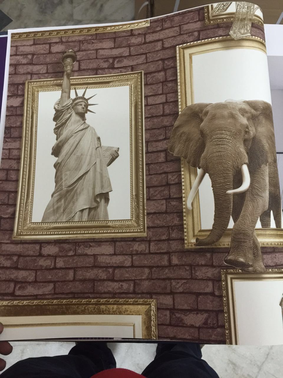 Vinyl Wallpaper - Complex Pattern Design For Wall Decoration, Ideal For Washroom Use