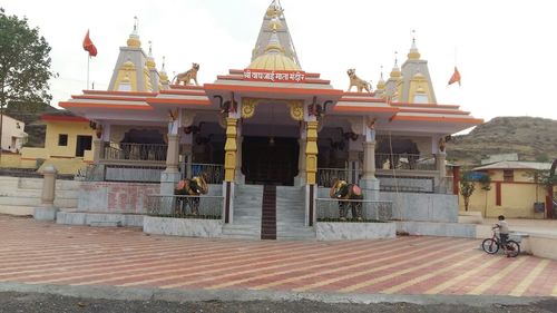 आरसीसी मंदिर निर्माण सेवाएँ