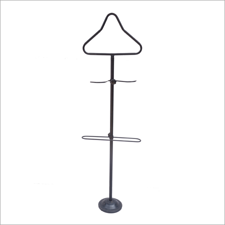 पुतला खड़ा है