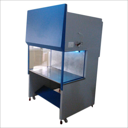 लेमिनर फ्लो कैबिनेट