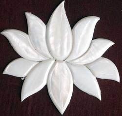 मदर ऑफ़ पर्ल इनले