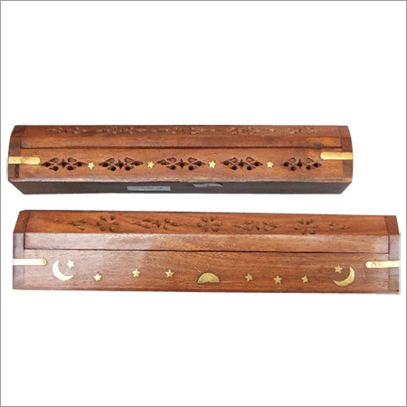 लकड़ी का धूप जलाने वाला