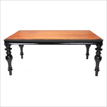 लकड़ी का सेंटर टेबल