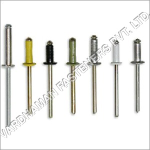 धातु के रिवेट्स