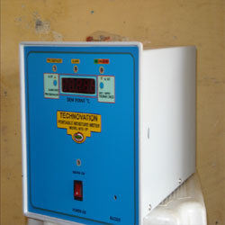 Dew Point-Oxygen Analyzer - Color: White & Blue
