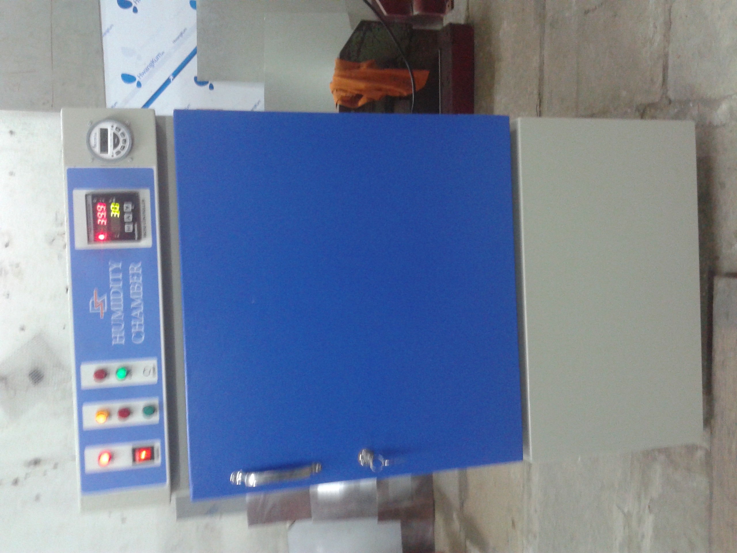 Humidity Chamber - Stainless Steel, 31-10,000 Kg/hr Capacity | Microprocessor Control System, Humidity 30%-99%, Rust Proof Finish, No Maintenance Required