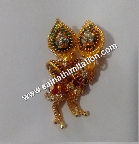 फैंसी नए झुमके