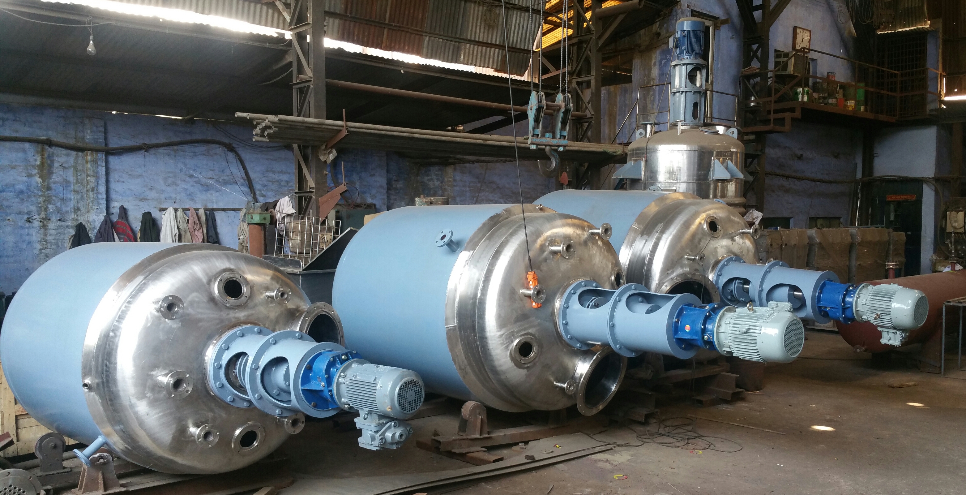 Reaction Vessel - Durable Stainless Steel, 10l Capacity , High Resistance To Corrosive Substances