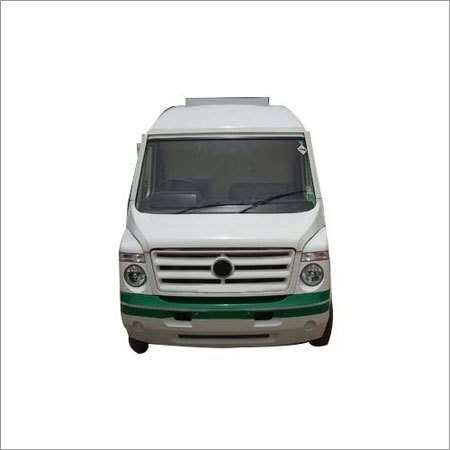 ट्रैवलर डिलीवरी टेम्पो वैन