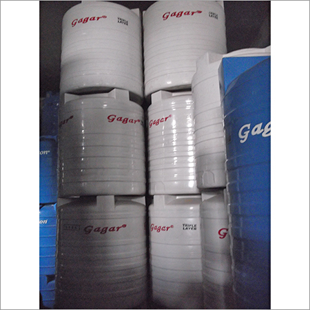 वर्टिकल प्लास्टिक पानी के टैंक